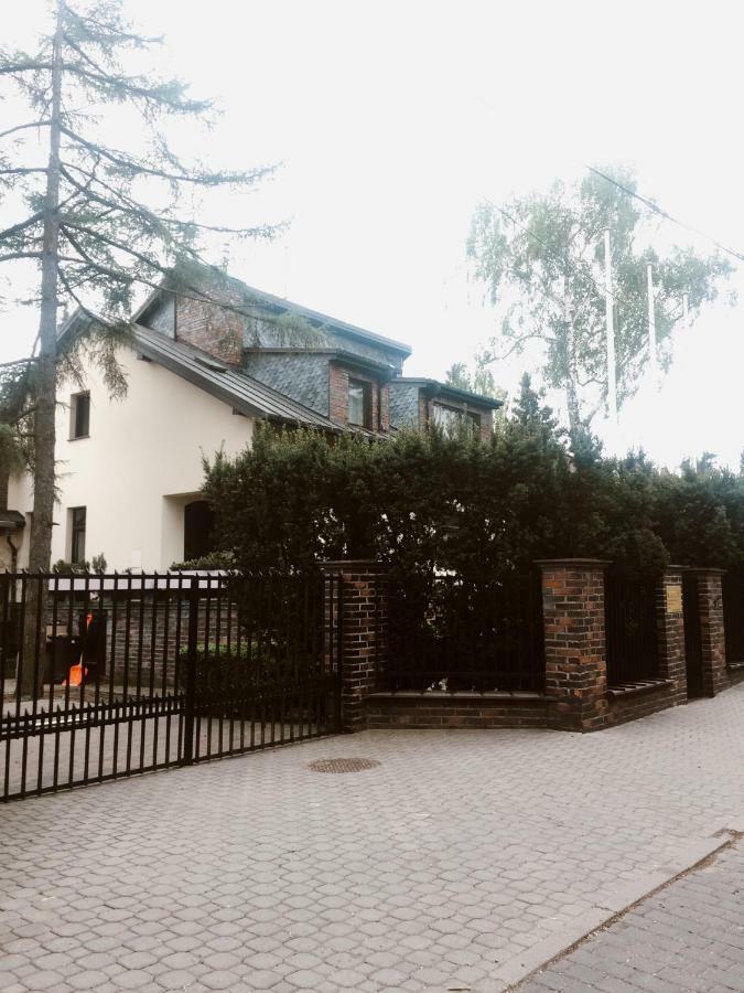 Guest House Villa Arkadia Varsóvia Exterior foto
